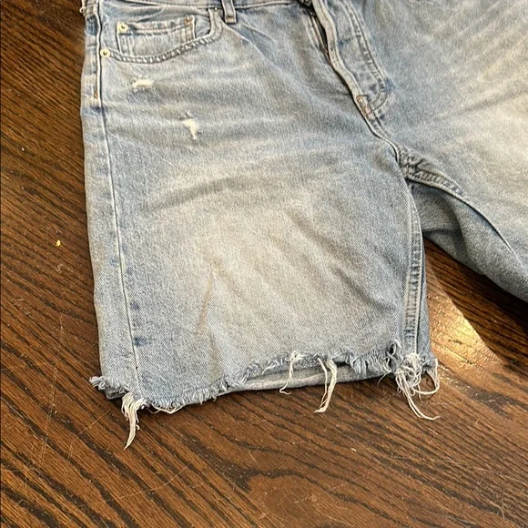 Everlane The Cheeky Long Short Light wash denim Size 28 - Picture 4 of 8